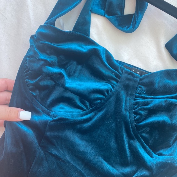 Lulu’s top - Picture 2 of 4